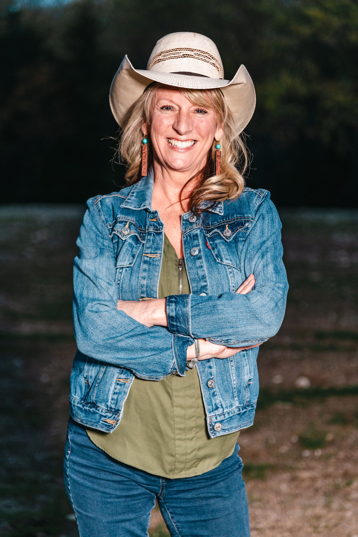 Lynluv Ranch Our Staff: Dedicated to Teen Wellness | Rustic Way Ranch